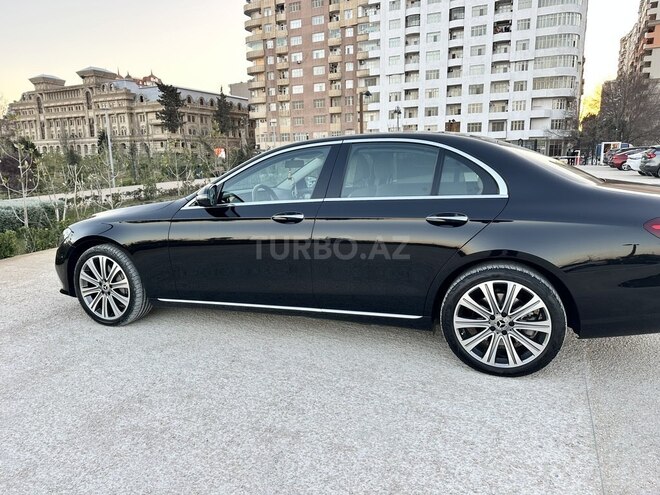 Mercedes E 300 e-10