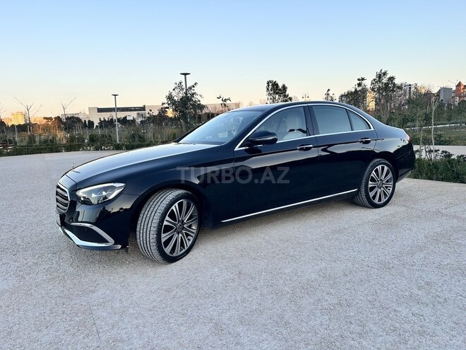 Mercedes E 300 e-12