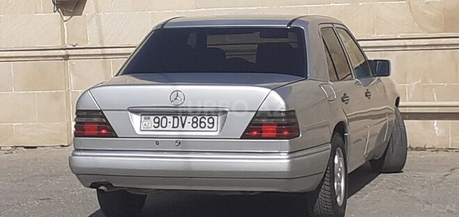 Mercedes 250 D 1995, 258,685 km - 2.5 l - Bakı