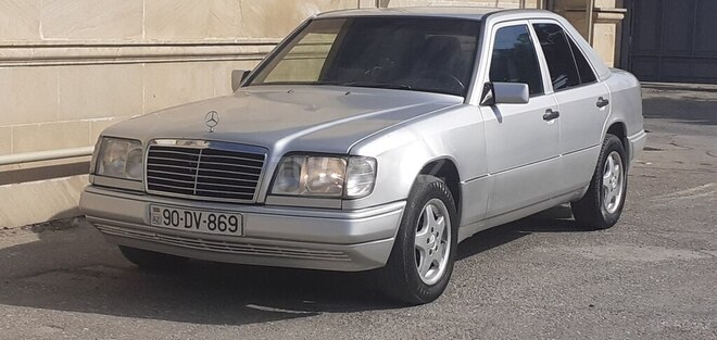 Mercedes 250 D 1995, 258,685 km - 2.5 l - Bakı