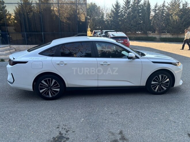 Changan Qiyuan A05 2025, 53,000 km - 1.5 l - Bakı