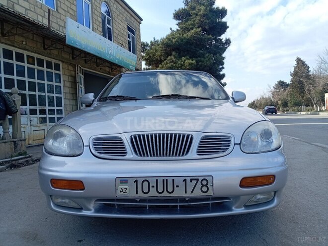 Daewoo Leganza-8