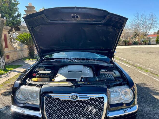 Chrysler 300C-6