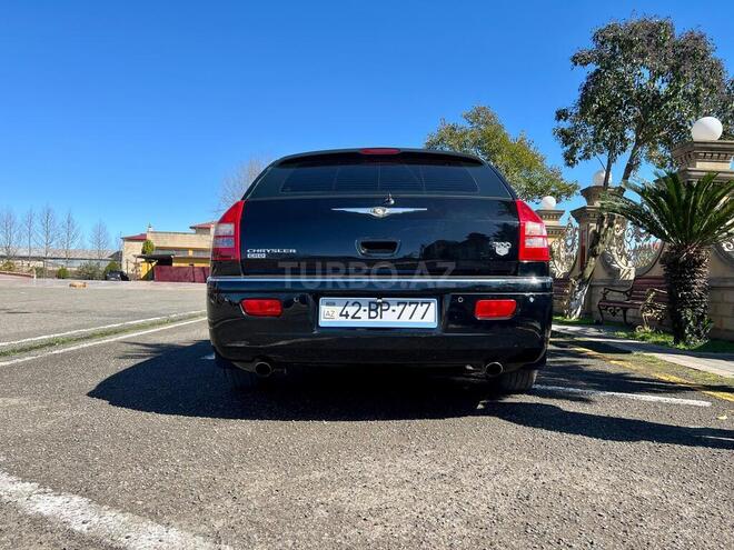 Chrysler 300C-4