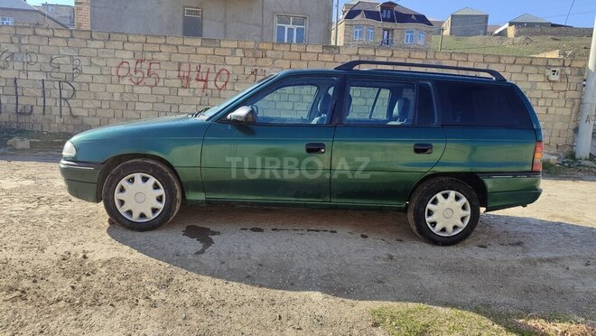 Opel Astra 1997, 300,000 km - 1.6 l - Bakı