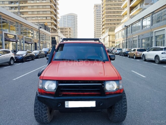 Mitsubishi Pajero 1994, 296,000 km - 2.8 л - Bakı