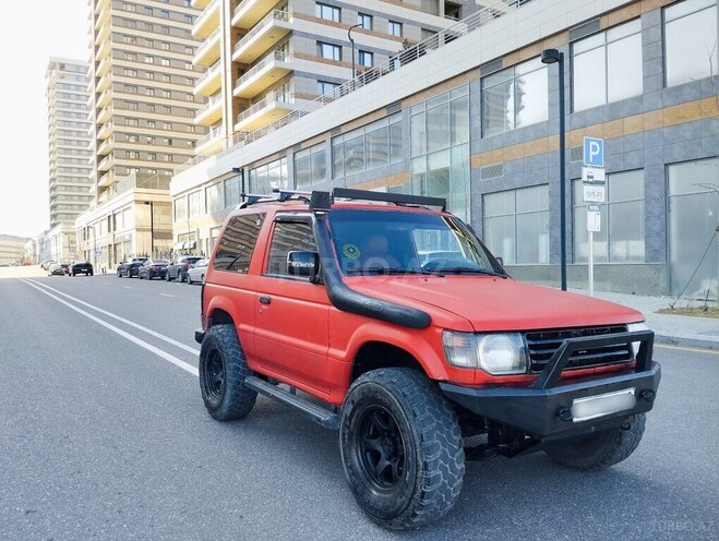 Mitsubishi Pajero 1994, 296,000 km - 2.8 л - Bakı