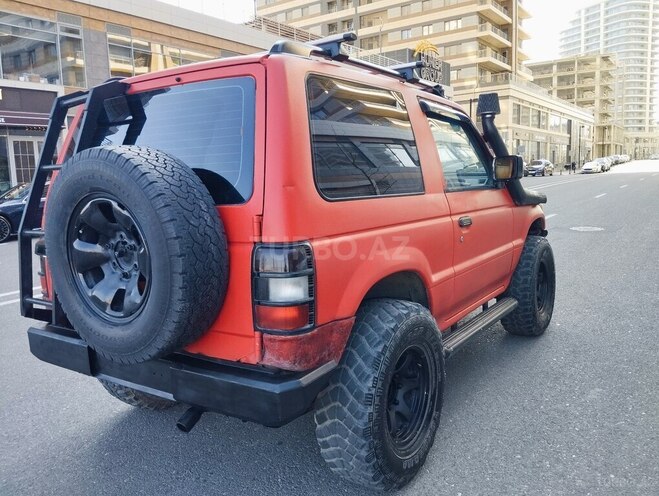 Mitsubishi Pajero 1994, 296,000 km - 2.8 л - Bakı
