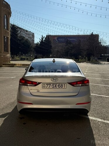 Hyundai Elantra 2016, 244,485 km - 2.0 л - Bakı