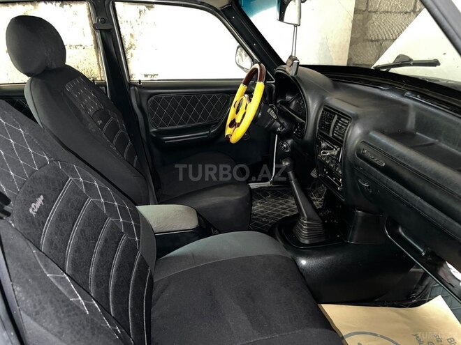 GAZ 24 1988, 150,000 km - 2.5 l - Bakı