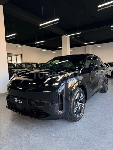 Lynk & Co 08-3