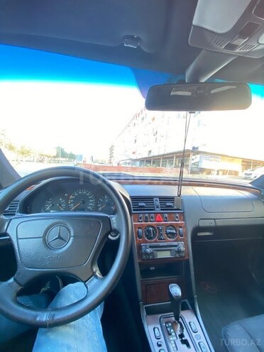 Mercedes C 220 1998, 362,000 km - 2.2 l - Bakı