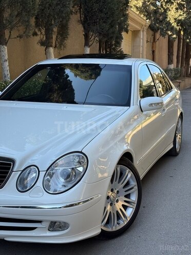 Mercedes E 320 2002, 243,000 km - 3.2 l - Bakı