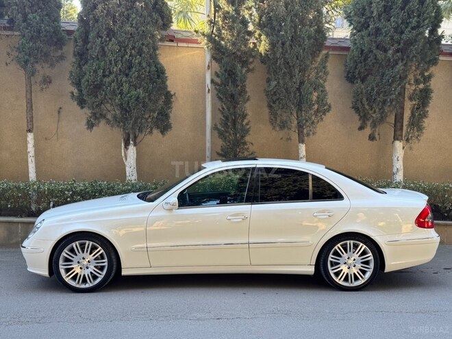 Mercedes E 320 2002, 243,000 km - 3.2 l - Bakı