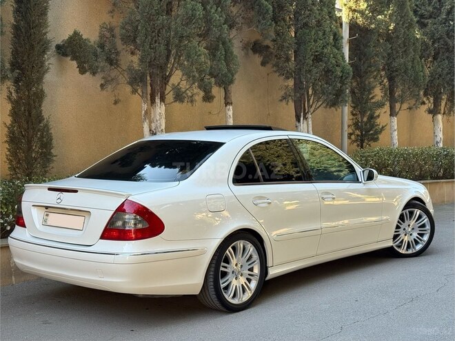 Mercedes E 320 2002, 243,000 km - 3.2 l - Bakı