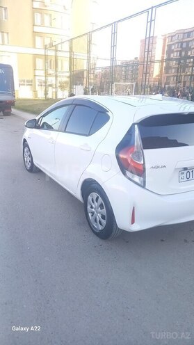 Toyota Aqua 2018, 156,500 km - 1.5 l - Bakı