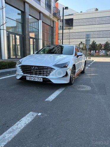 Hyundai Sonata-2