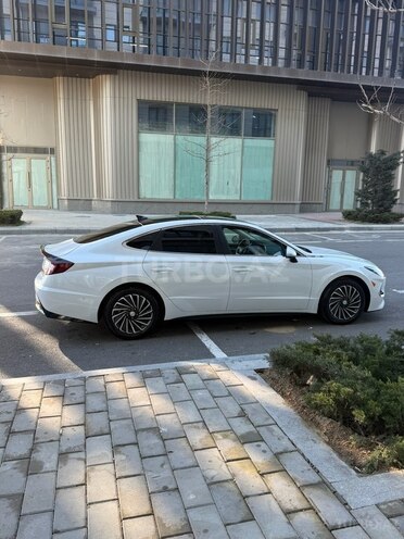 Hyundai Sonata-9
