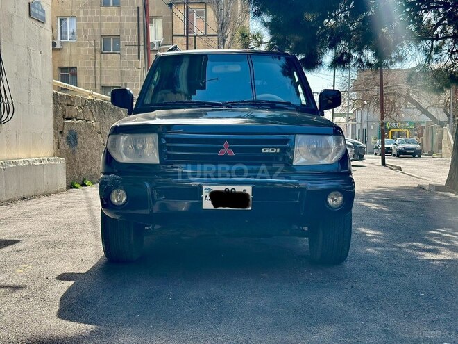Mitsubishi Pajero io 2000, 260,000 km - 2.0 л - Bakı