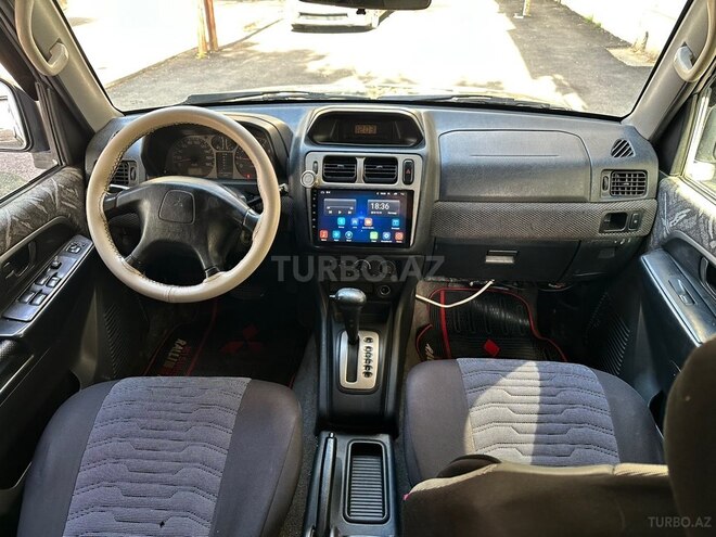 Mitsubishi Pajero io 2000, 260,000 km - 2.0 л - Bakı