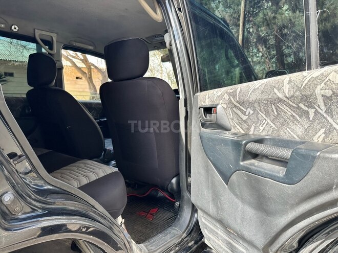 Mitsubishi Pajero io 2000, 260,000 km - 2.0 л - Bakı