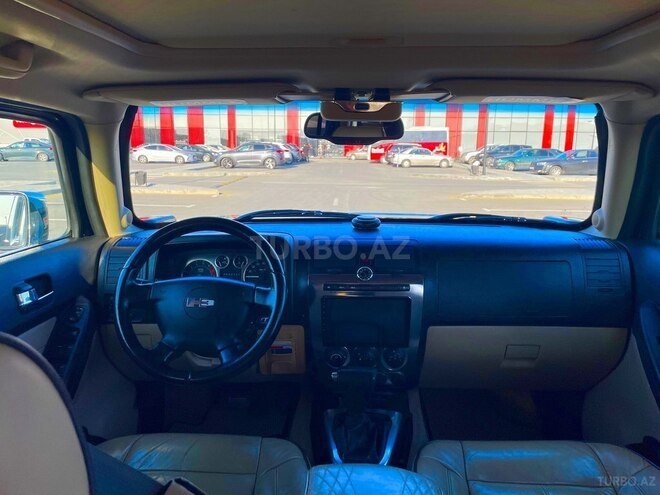 Hummer H3-10
