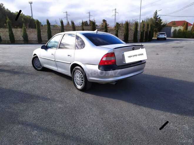 Opel Vectra 1996, 226,000 km - 1.6 l - Bakı