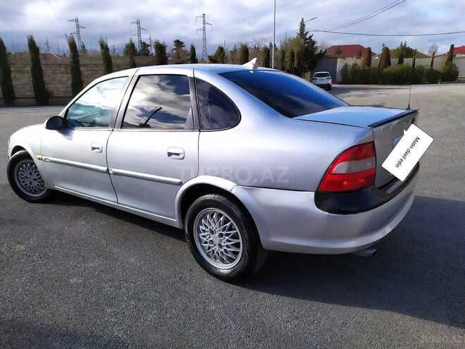Opel Vectra 1996, 226,000 km - 1.6 l - Bakı