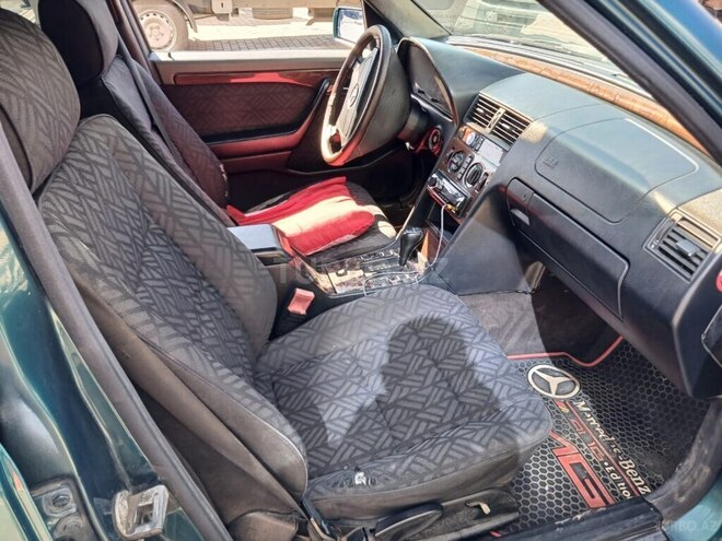 Mercedes C 180 1995, 250,000 km - 1.8 l - Masallı