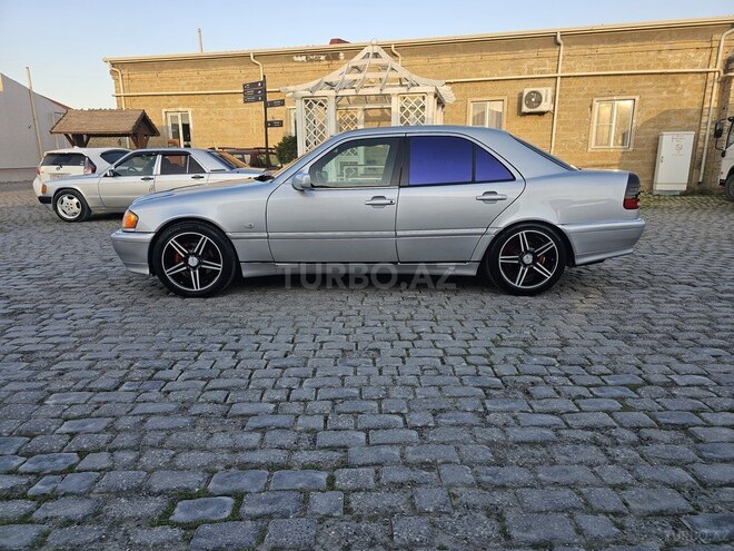Mercedes C 240 1999, 286,000 km - 2.4 l - Bakı