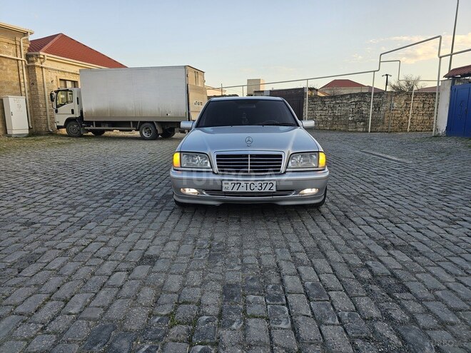 Mercedes C 240 1999, 286,000 km - 2.4 l - Bakı