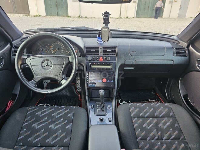 Mercedes C 240 1999, 286,000 km - 2.4 l - Bakı