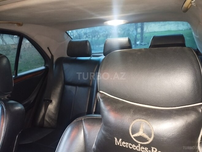 Mercedes E 270 2001, 445,063 km - 2.7 l - Masallı