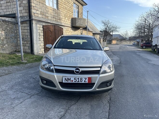 Opel Astra 2005, 229,000 km - 1.4 l - Şəki