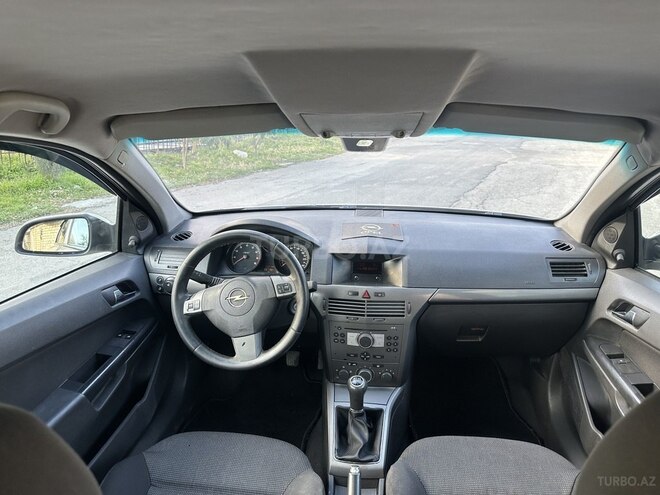 Opel Astra 2005, 229,000 km - 1.4 l - Şəki