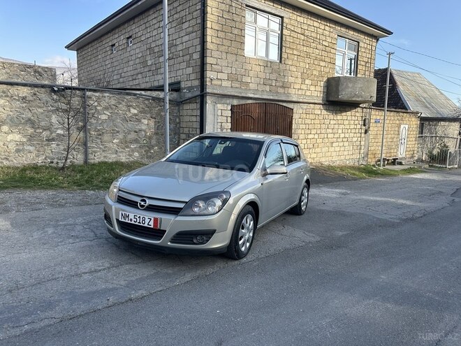 Opel Astra 2005, 229,000 km - 1.4 l - Şəki