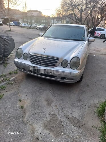 Mercedes E 240 2000, 394,000 km - 2.4 l - Bakı