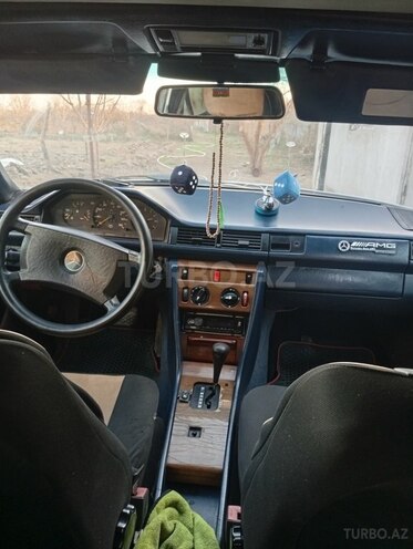 Mercedes  1987, 532,150 km - 2.0 л - Hacıqabul