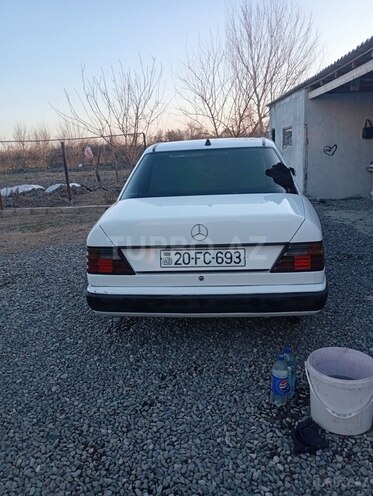 Mercedes  1987, 532,150 km - 2.0 л - Hacıqabul