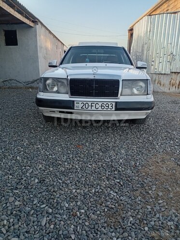 Mercedes  1987, 532,150 km - 2.0 л - Hacıqabul