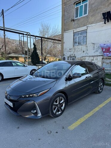 Toyota Prius Prime-4