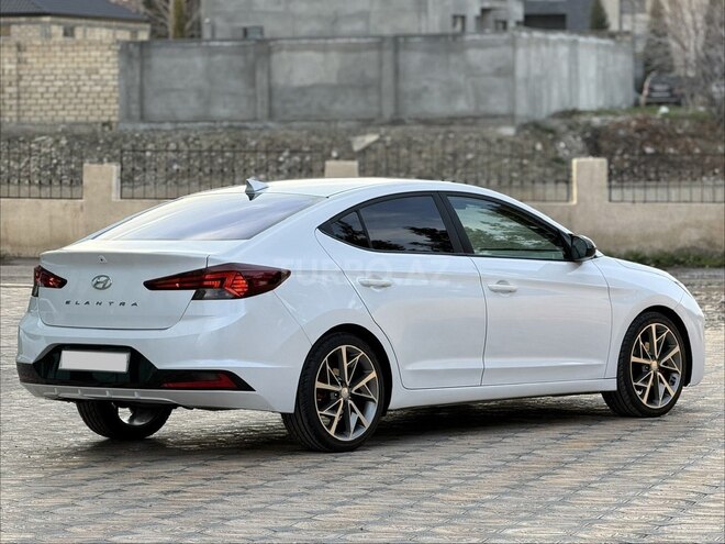 Hyundai Elantra 2019, 96,352 km - 2.0 л - Gəncə