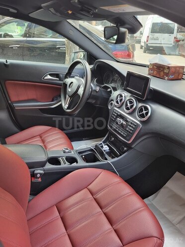 Mercedes A 200-5