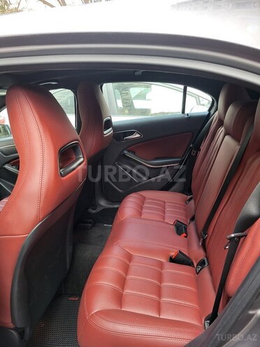 Mercedes A 200-4