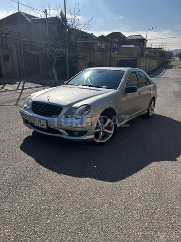 Mercedes C 230 2005, 300,000 km - 2.5 л - Bakı