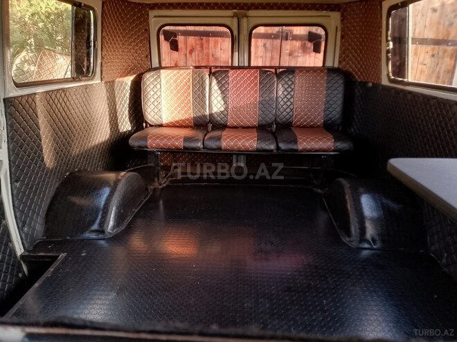 UAZ 2206-4