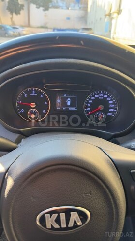 Kia Sorento-13