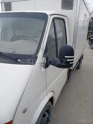 Ford Transit-5
