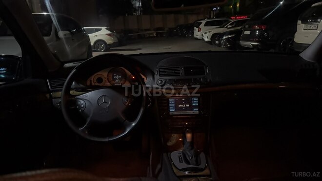 Mercedes E 320 2004, 259,000 km - 3.2 l - Bakı