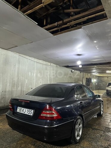 Mercedes C 200 2004, 332,000 km - 2.0 l - Bakı